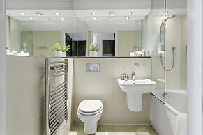 Gorgeous Mile End Flat