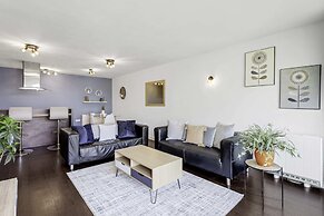 Gorgeous Mile End Flat