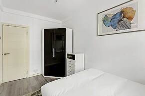 Serene Escape in Covent Garden