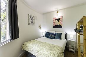 Stylish Highgate Haven Apartment