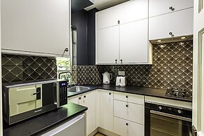 Stylish Highgate Haven Apartment