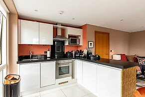 Convenient Euston London Apartment