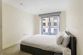 Modern Shoreditch Apartment