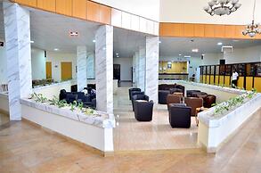 Royal Birds Hotel & Towers