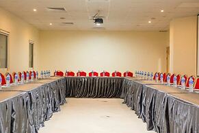 Royal Birds Hotel & Towers