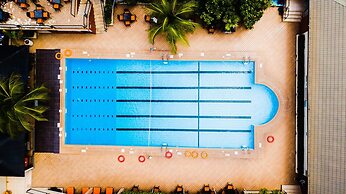 Royal Birds Hotel & Towers