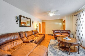 Pet-friendly Waterloo Abode w/ Deck!