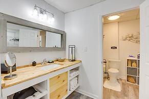 Alabama Retreat w/ Private Pond, Deck & Pool Table