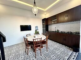 Arjuna Villa Apartico