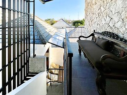 Arjuna Villa Apartico