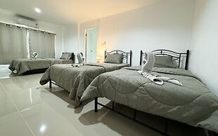 Room-baan Khunphiphit Homestay No3373