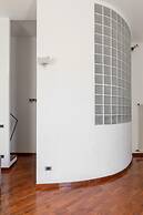 Modern Apartment With Mezzanine by Wonderful Italy