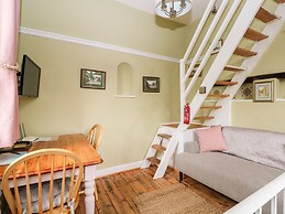 Hapton Folly