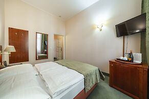Hotel Raffaello Prague