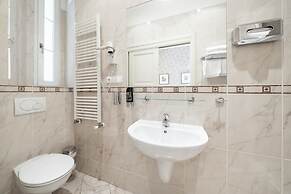 Hotel Raffaello Prague