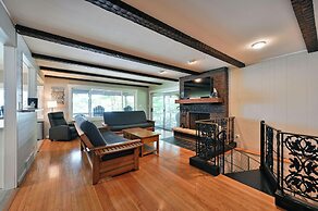 Hillside Hideaway