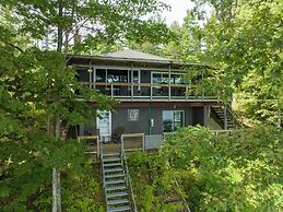 Hillside Hideaway