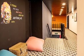 Artistic Vibes Haifa Hub by Sea N' Rent