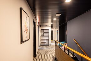 Artistic Vibes Haifa Hub by Sea N' Rent