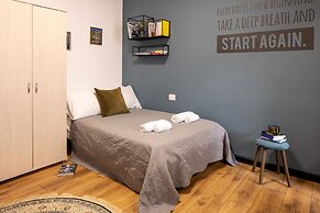 Artistic Vibes Haifa Hub by Sea N' Rent