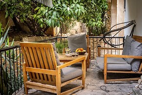 Artistic Vibes Haifa Hub by Sea N' Rent