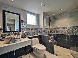 siri grand bangkok hotel