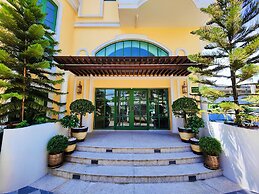 siri grand bangkok hotel