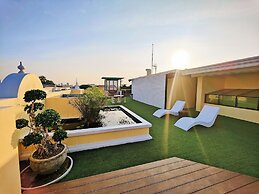 siri grand bangkok hotel