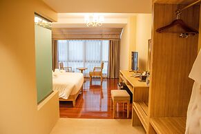 siri grand bangkok hotel