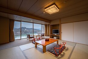 EnaKyo-Onsen Hotel Yuzuriha
