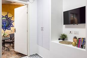 Cozy Charm STU Haifa CTR by Sea N' Rent