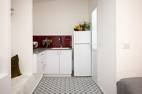 Cozy Charm STU Haifa CTR by Sea N' Rent