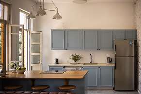 Seaside Vintage Dream by Sea N' Rent