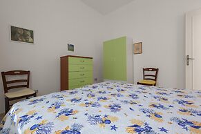 3550 Casa Cleopatra by Barbarhouse