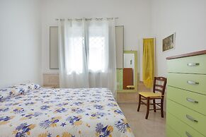 3550 Casa Cleopatra by Barbarhouse