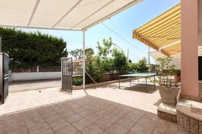 3599 Casa Delma by Barbarhouse