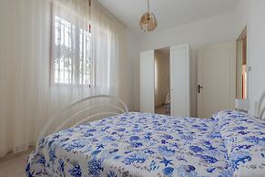 3599 Casa Delma by Barbarhouse