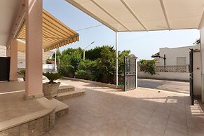 3599 Casa Delma by Barbarhouse