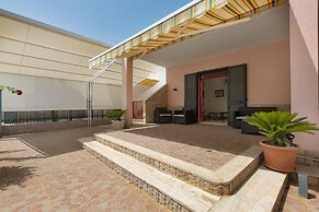 3599 Casa Delma by Barbarhouse