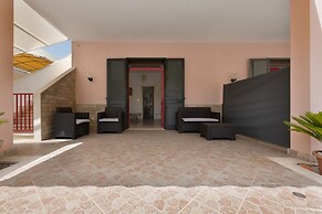 3599 Casa Delma by Barbarhouse