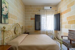 3450 Casa Maredoro by Barbarhouse