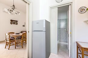 3381 Casa Savina by Barbarhouse