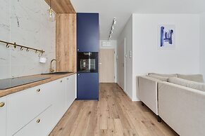 Riverside Studio by Renters