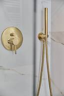 Riverside Studio by Renters