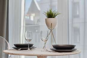 Riverside Studio by Renters