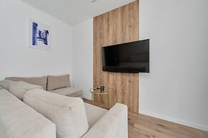 Riverside Studio by Renters