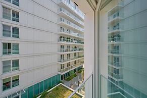 Riverside Studio by Renters