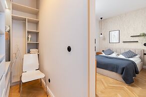 Stylish Gdynia Downtown by Renters