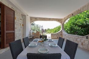 3580 Villa Corti Veteri by Barbarhouse