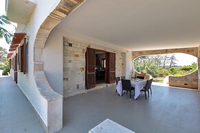 3580 Villa Corti Veteri by Barbarhouse